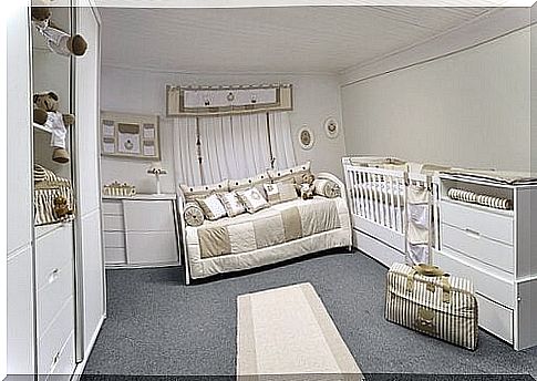 What most parents look for when choosing wardrobes for the baby's room is functionality. 