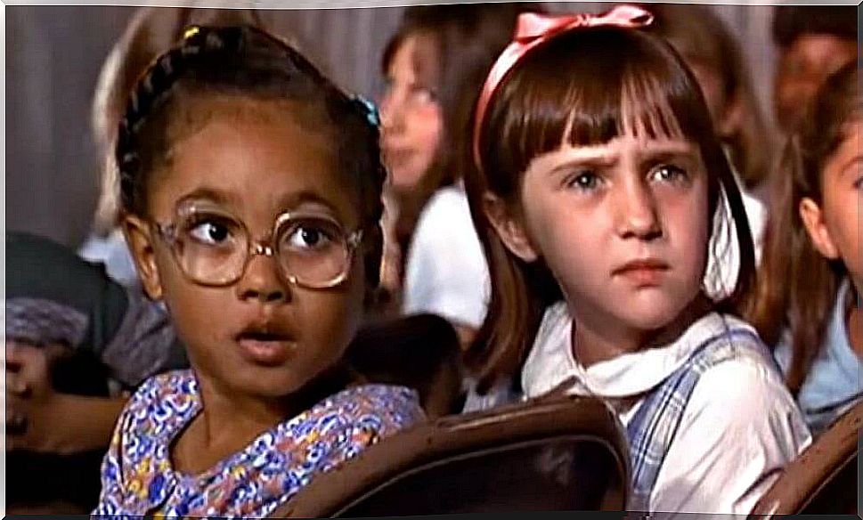 Matilda est l'un des films Netflix les plus divertissants à regarder en famille.