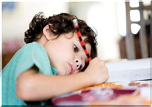 6 tips for teaching kids to do their homework on their own