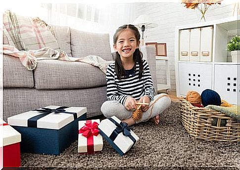 Trendy toys for Christmas are on the wish list of children.