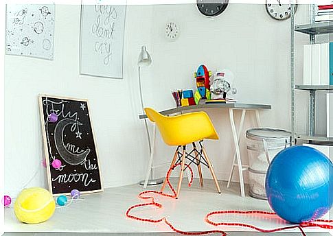 There are certain considerations to take into account when decorating the children's playroom.