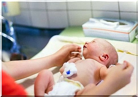 How to care for the baby's umbilical cord?