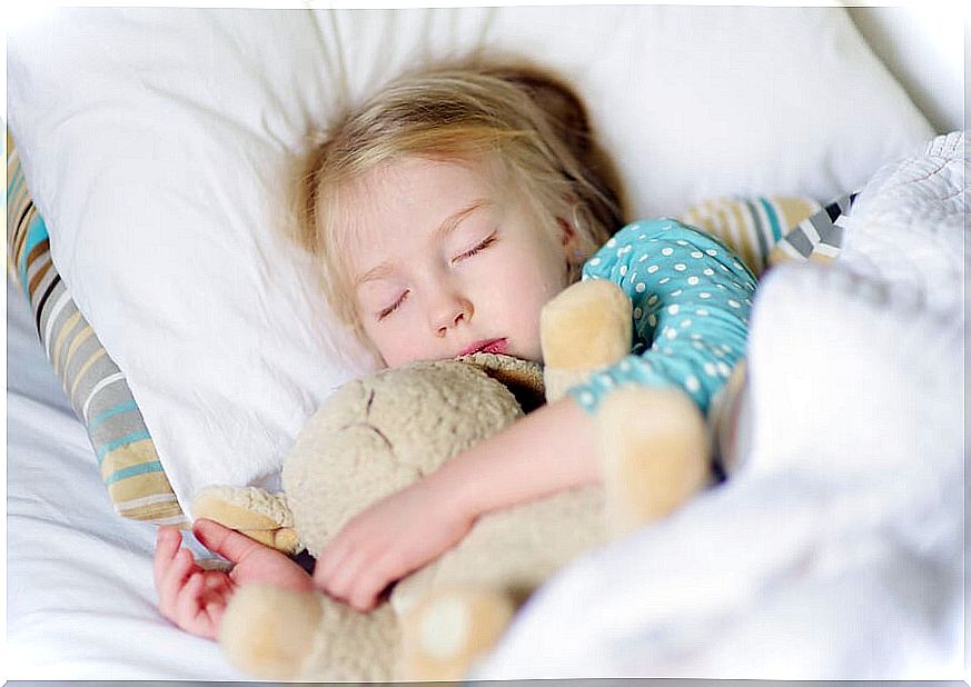 Napping during the day is good for the child if it is done regularly.