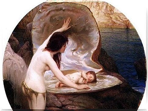 The nymph discovers that she is going to be a mother.